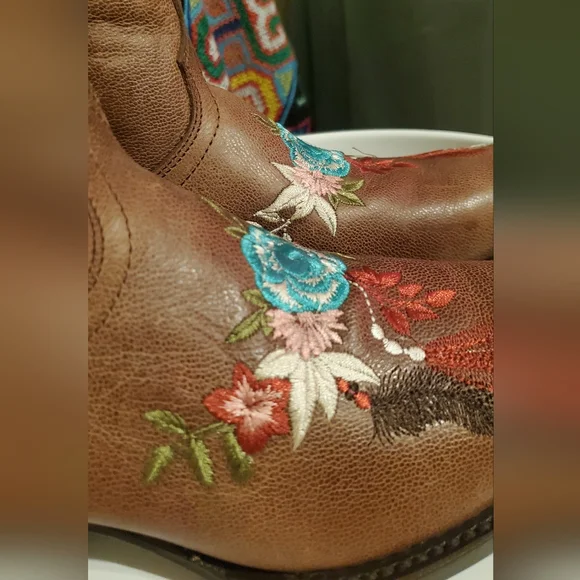 SOTO embroidered boots - Picture 9 of 10
